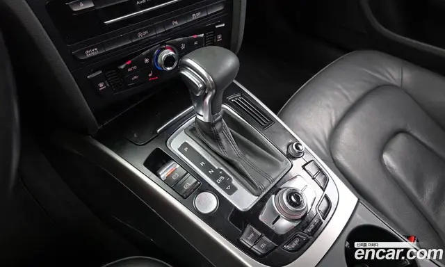 Audi A4 2012 2.0 автомат (гидро), миниатюра 9