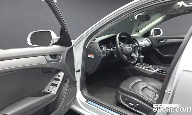 Audi A4 2012 2.0 автомат (гидро), миниатюра 10