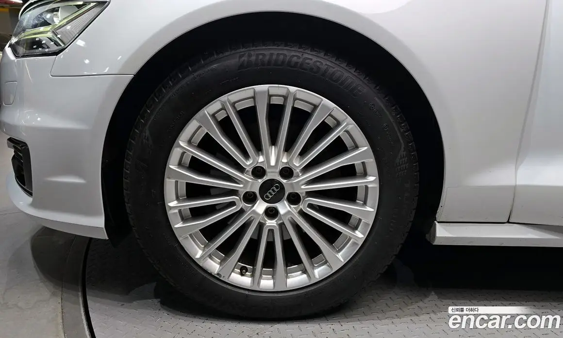 Audi A6 2016 2.0 автомат (гидро), фото 5 Audi A6 2016 2.0 автомат (гидро), фото 5