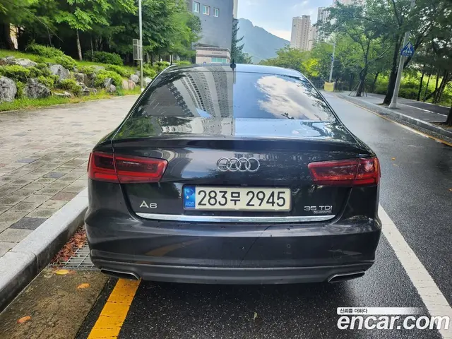 Audi A6 2018 2.0 автомат (гидро), миниатюра 4