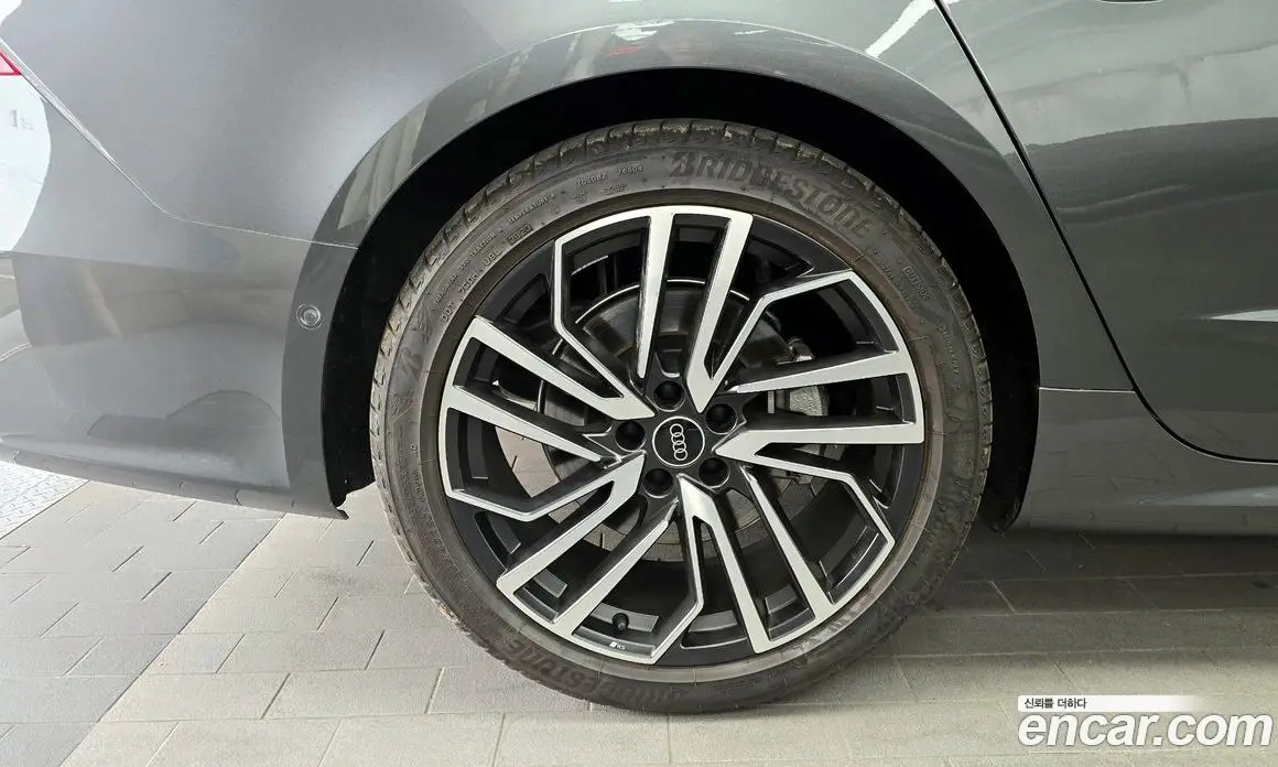 Audi A7 2024 3.0 автомат (гидро), фото 5 Audi A7 2024 3.0 автомат (гидро), фото 5