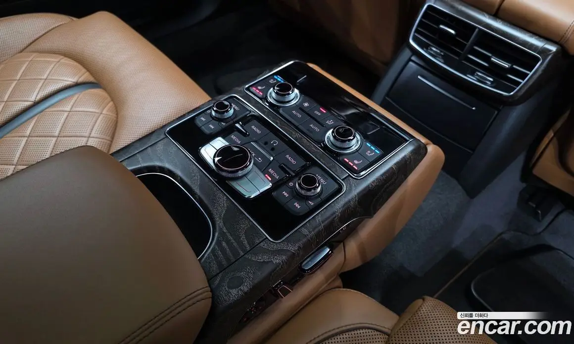 Audi A8 2016 3.0 автомат (гидро), фото 19
