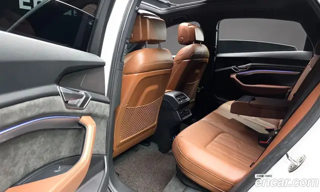 Audi e-tron 2021 0.2 автомат (гидро), миниатюра 11