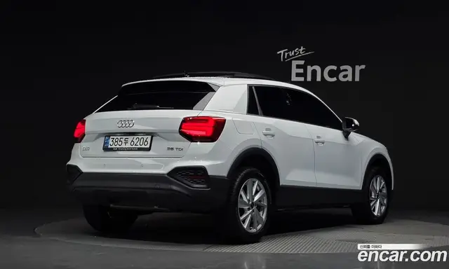 Audi Q2 2023 2.0 автомат (гидро), миниатюра 2