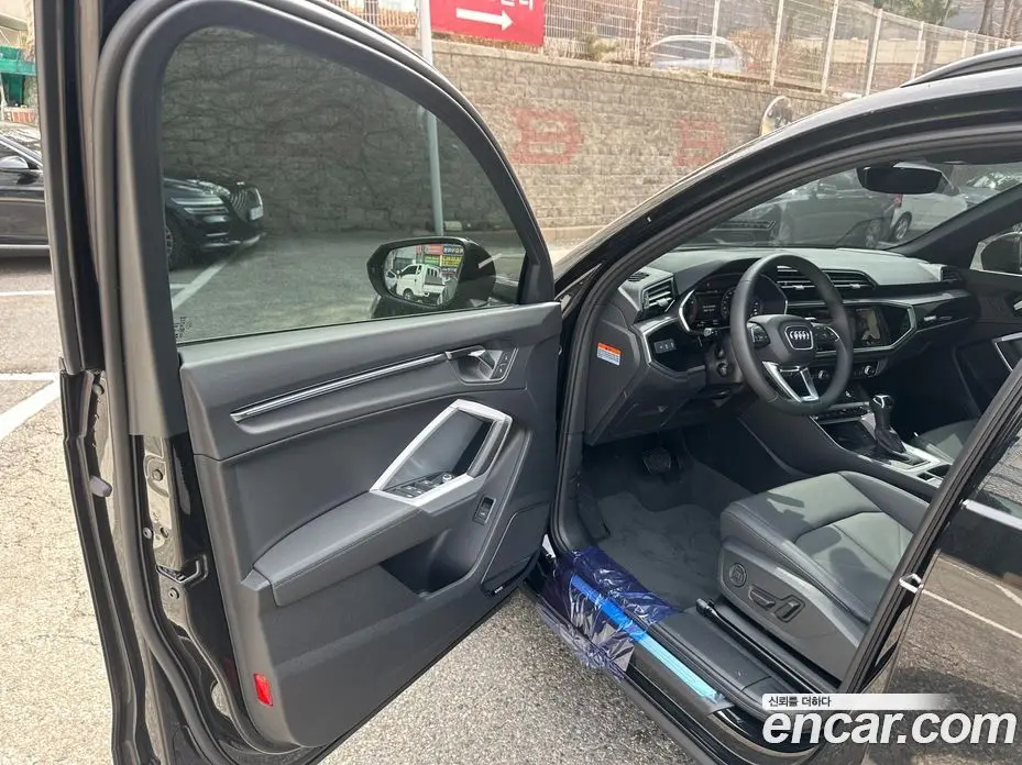 Audi Q3 2026 2.0 автомат (гидро), фото 14