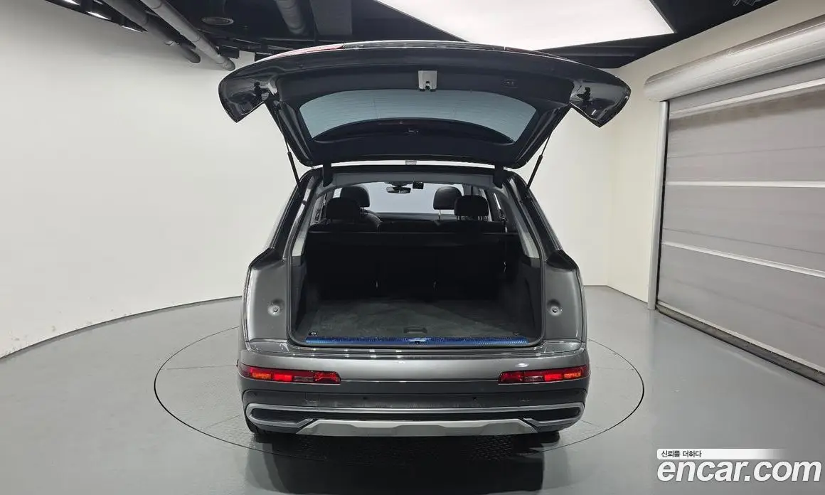 Audi Q7 2021 3.0 автомат (гидро), фото 20 Audi Q7 2021 3.0 автомат (гидро), фото 20