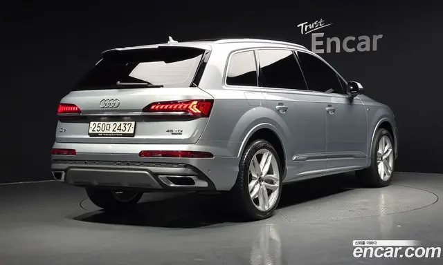 Audi Q7 2023 3.0 автомат (гидро), миниатюра 2