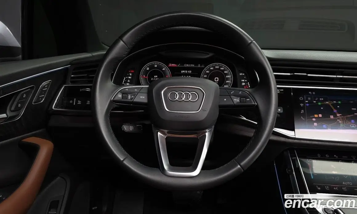 Audi Q7 2023 3.0 автомат (гидро), фото 13