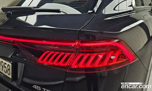 Audi Q8 2021 3.0 автомат (гидро), миниатюра 9