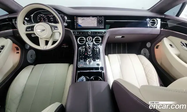 Bentley Continental 2021 4.0 автомат (гидро), миниатюра 10
