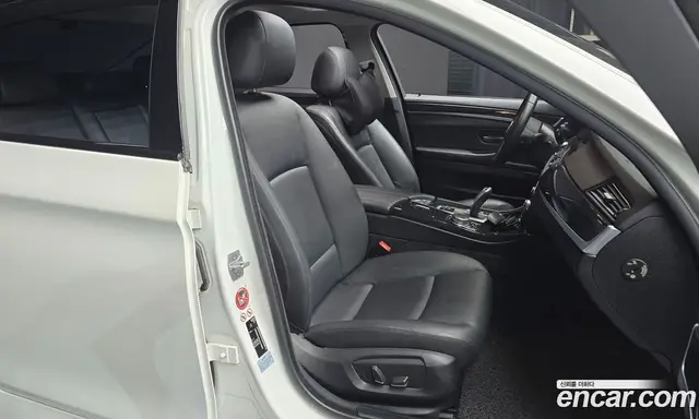 BMW 5 серия 2016 2.0 автомат (гидро), миниатюра 12