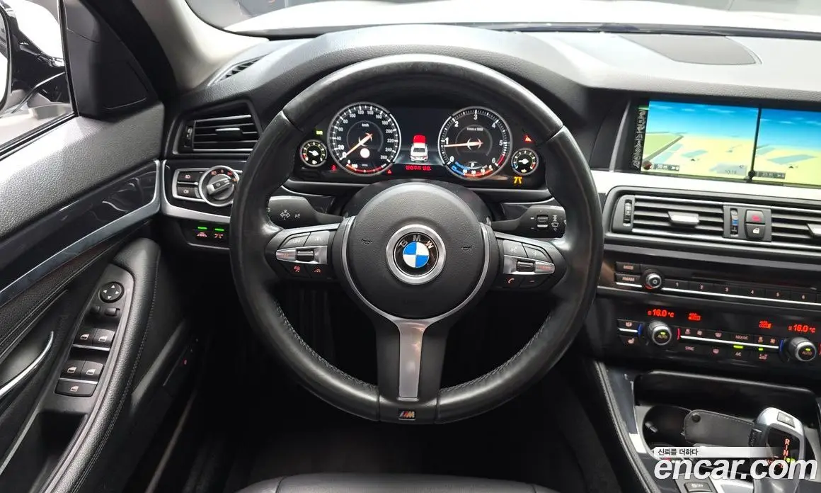 BMW 5 серия 2016 2.0 автомат (гидро), фото 13