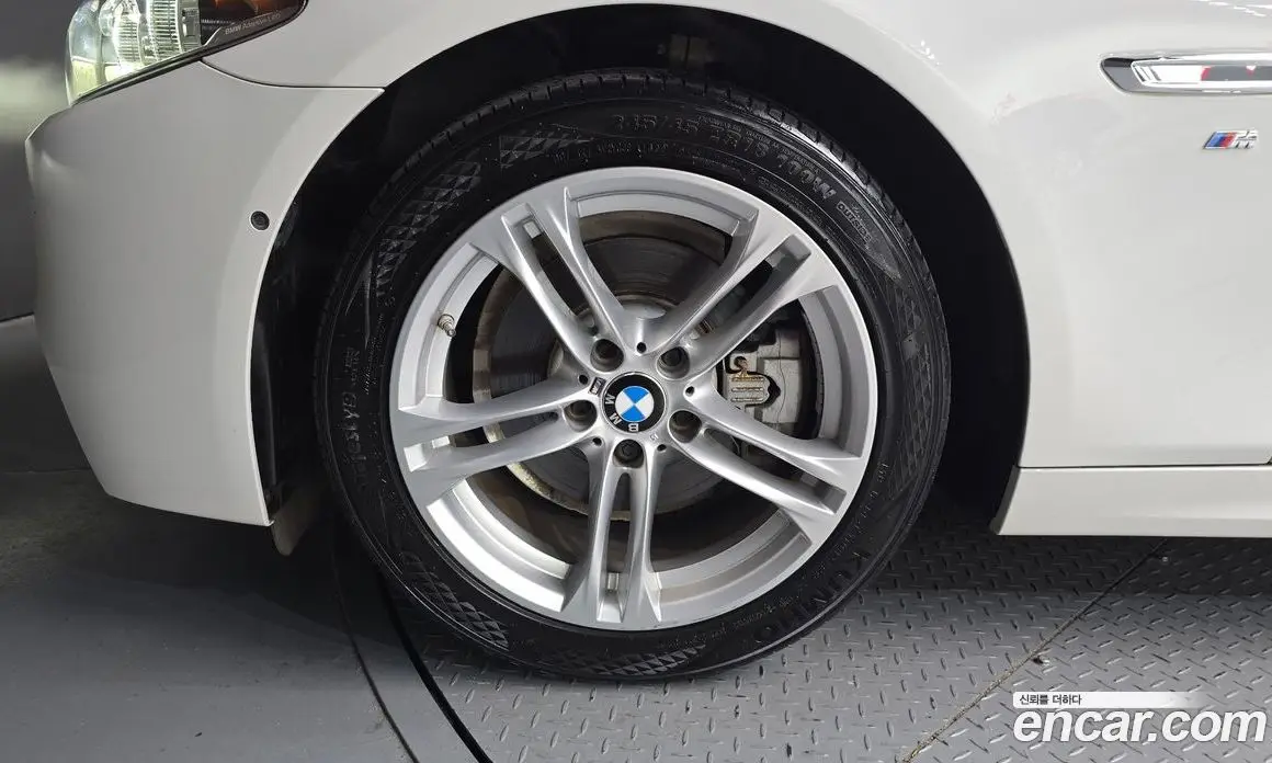 BMW 5 серия 2016 2.0 автомат (гидро), фото 5