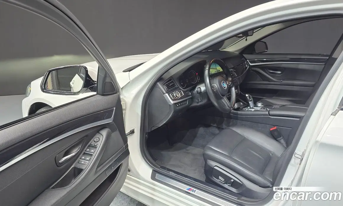 BMW 5 серия 2016 2.0 автомат (гидро), фото 10