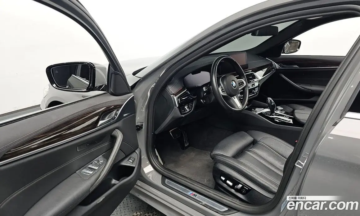 BMW 5 серия 2022 2.0 автомат (гидро), фото 12