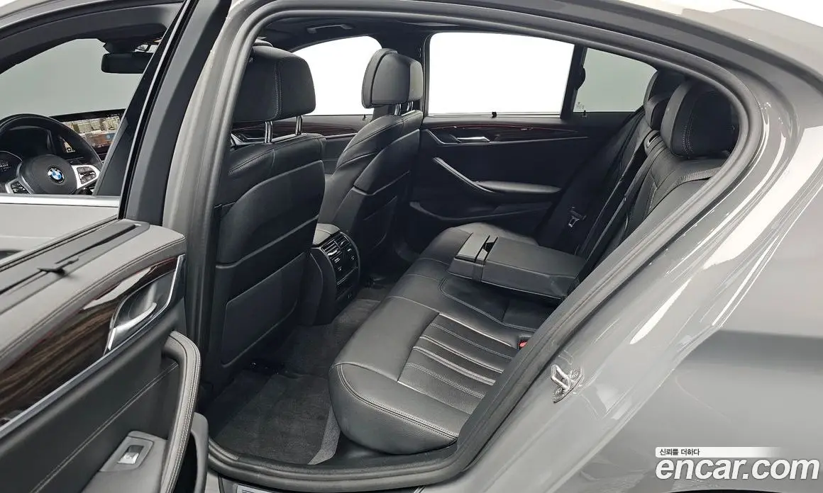 BMW 5 серия 2022 2.0 автомат (гидро), фото 15