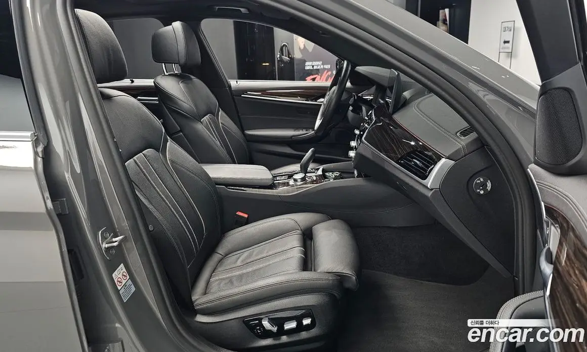 BMW 5 серия 2022 2.0 автомат (гидро), фото 17