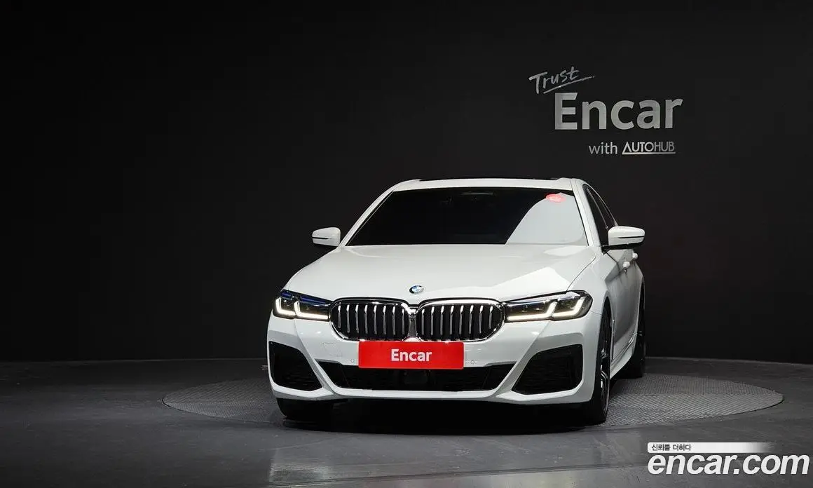 BMW 5 серия 2023 2.0 автомат (гидро), фото 3