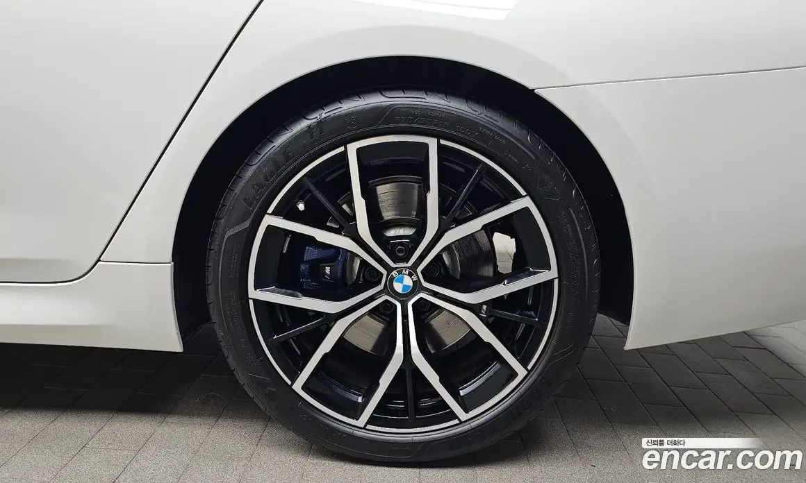 BMW 5 серия 2023 2.0 автомат (гидро), фото 7