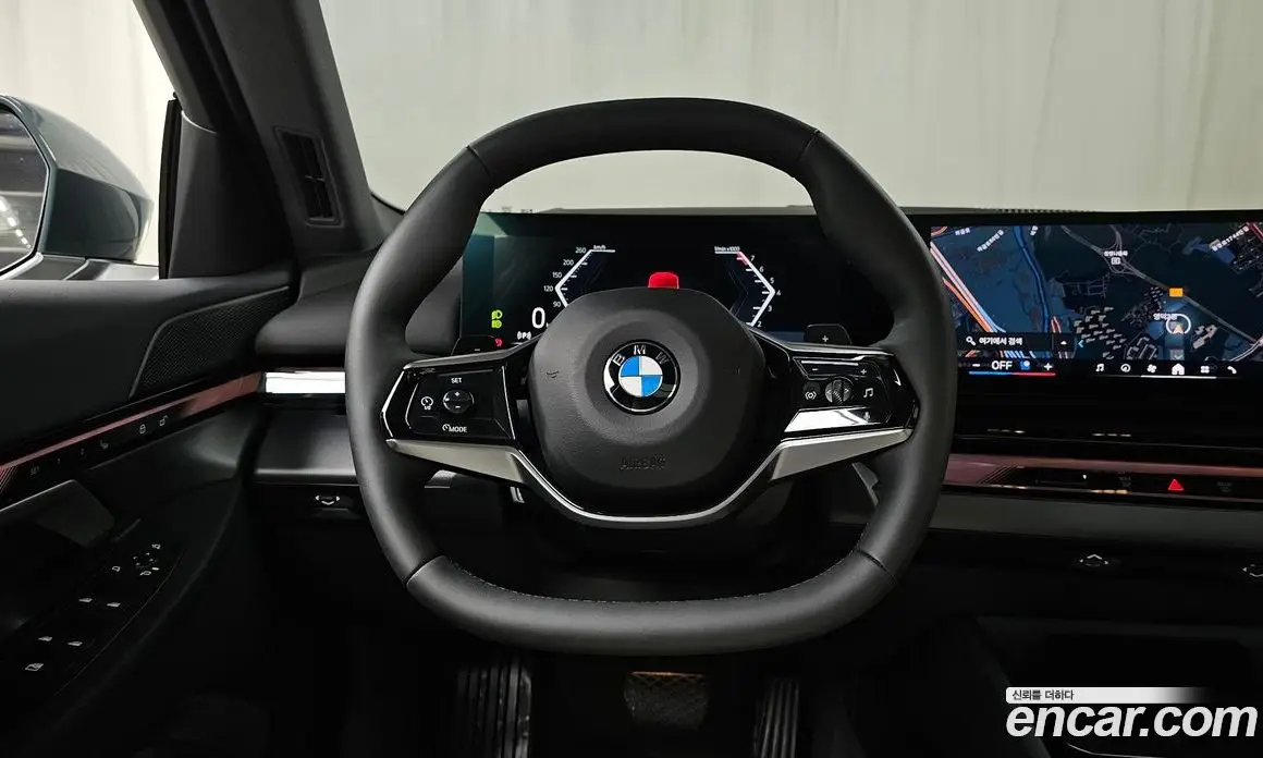 BMW 5 серия 2025 2.0 автомат (гидро), фото 19