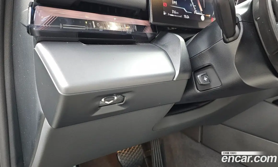 BMW 5 серия 2025 2.0 автомат (гидро), фото 31