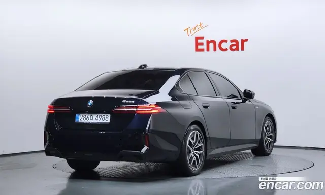 BMW 5 серия 2025 2.0 автомат (гидро), миниатюра 2