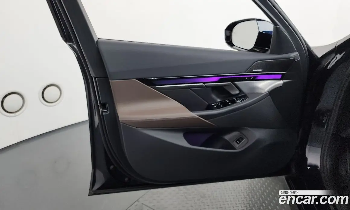 BMW 5 серия 2025 2.0 автомат (гидро), фото 14