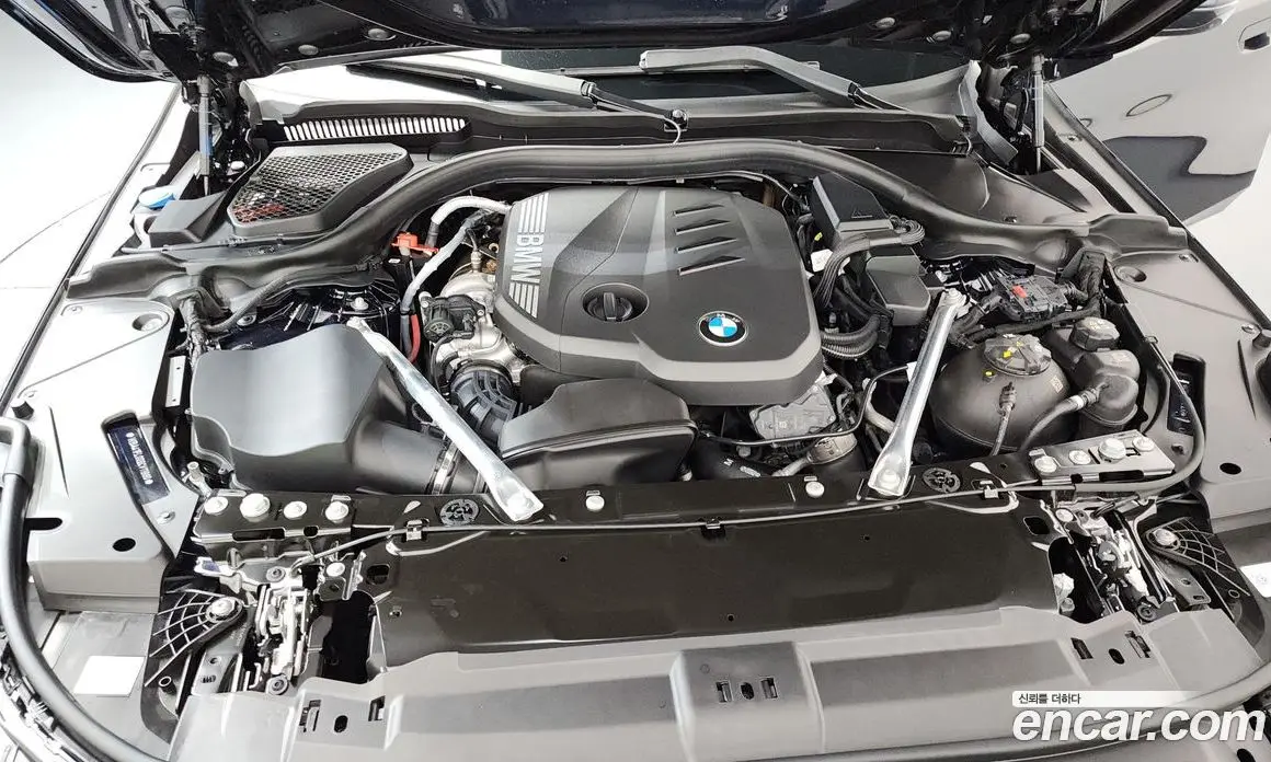 BMW 5 серия 2025 2.0 автомат (гидро), фото 6