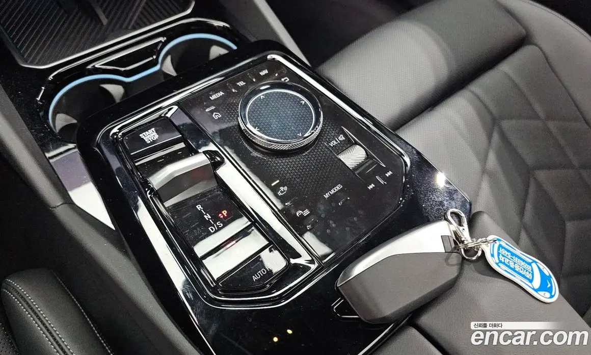 BMW 5 серия 2025 2.0 автомат (гидро), фото 12