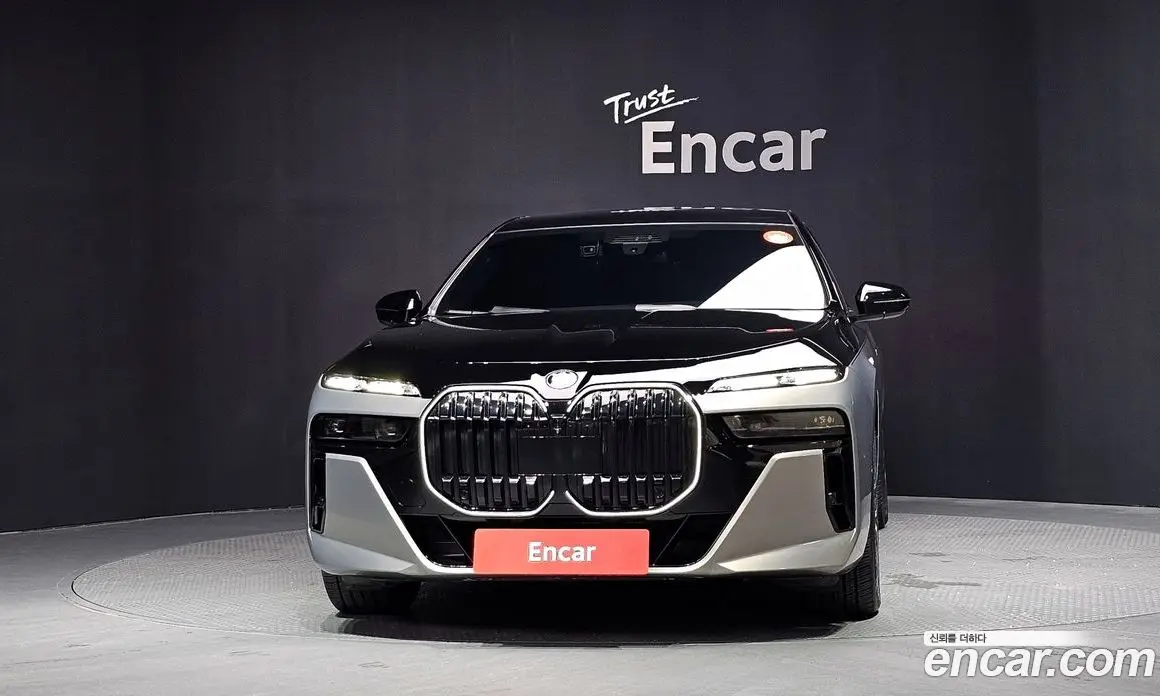 BMW 7 серия 2022 3.0 автомат (гидро), фото 3