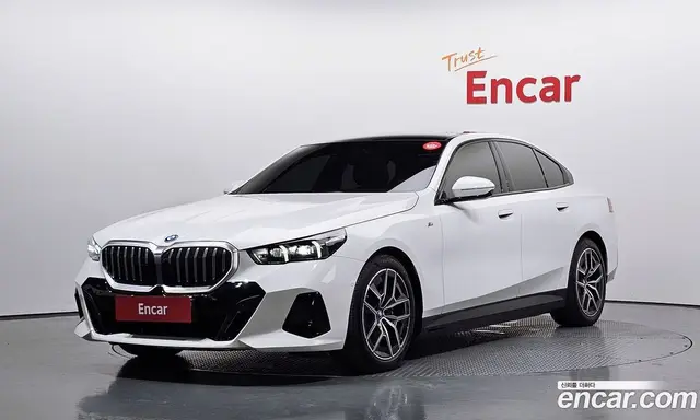 BMW i5, 2023, 27 830 км