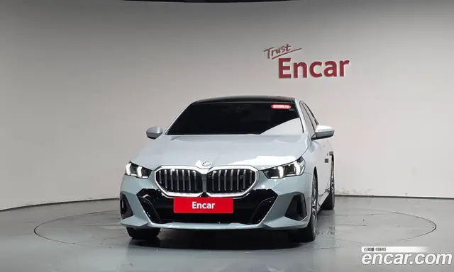 BMW i5 2025 0.2 автомат (гидро), миниатюра 2