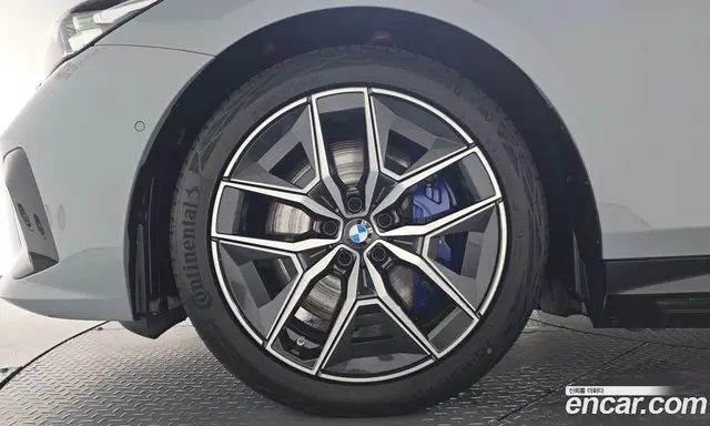 BMW i5 2025 0.2 автомат (гидро), миниатюра 4