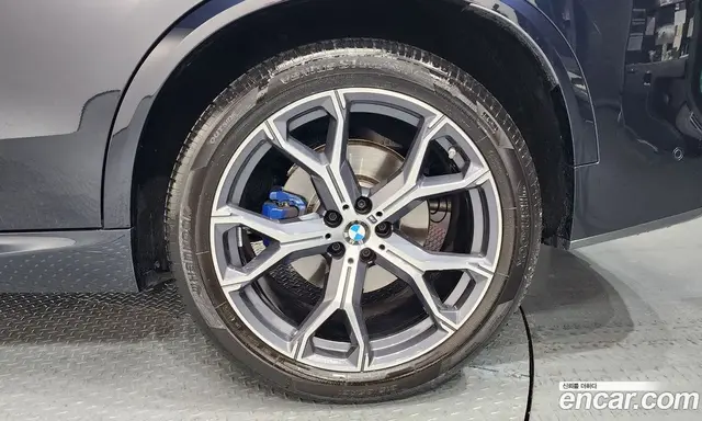 BMW X5 2025 3.0 автомат (гидро), миниатюра 7