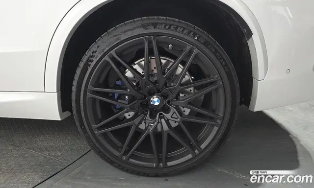 BMW X5M 2025 4.4 автомат (гидро), миниатюра 7