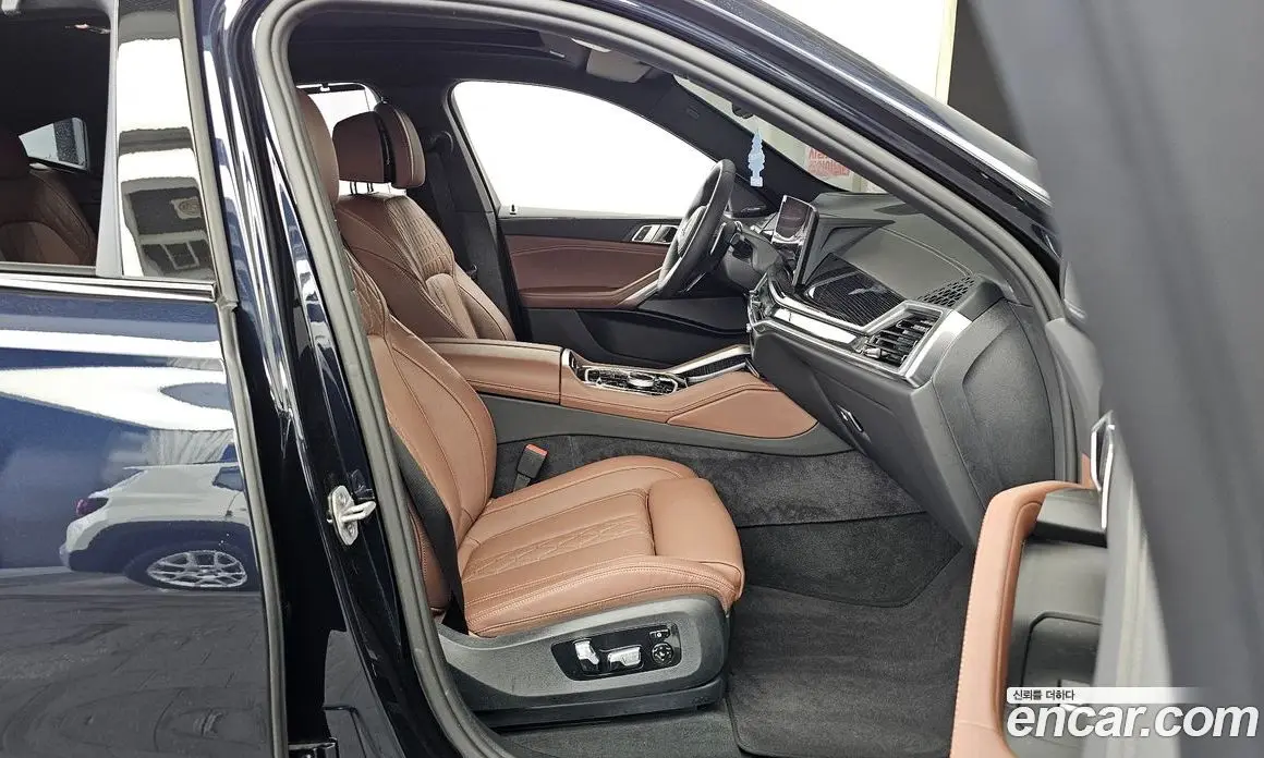BMW X6 2025 3.0 автомат (гидро), фото 17