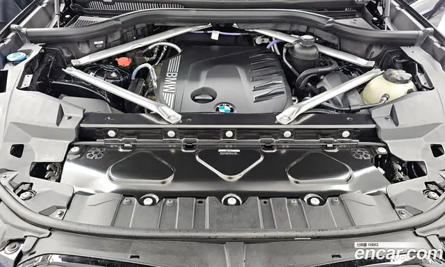 BMW X6 2025 3.0 автомат (гидро), миниатюра 6