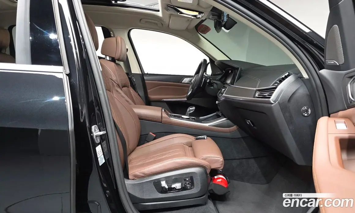BMW X7 2021 3.0 автомат (гидро), фото 15