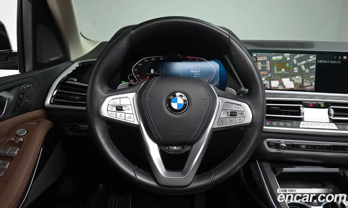 BMW X7 2021 3.0 автомат (гидро), фото 17