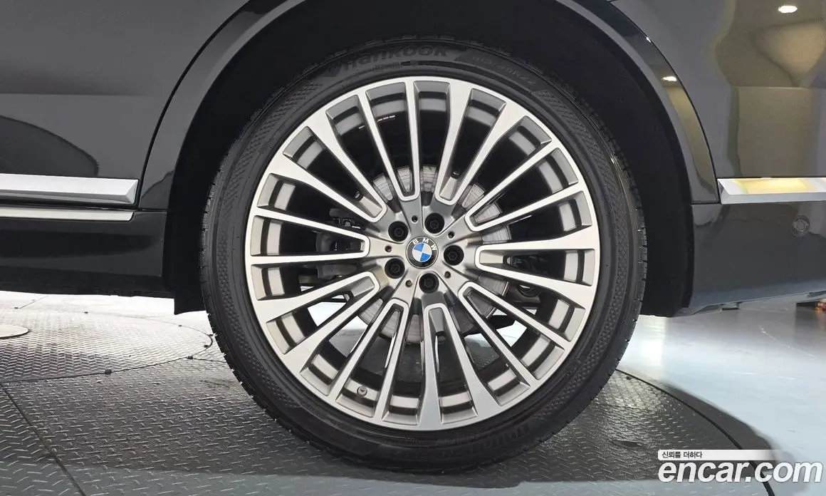 BMW X7 2021 3.0 автомат (гидро), фото 6