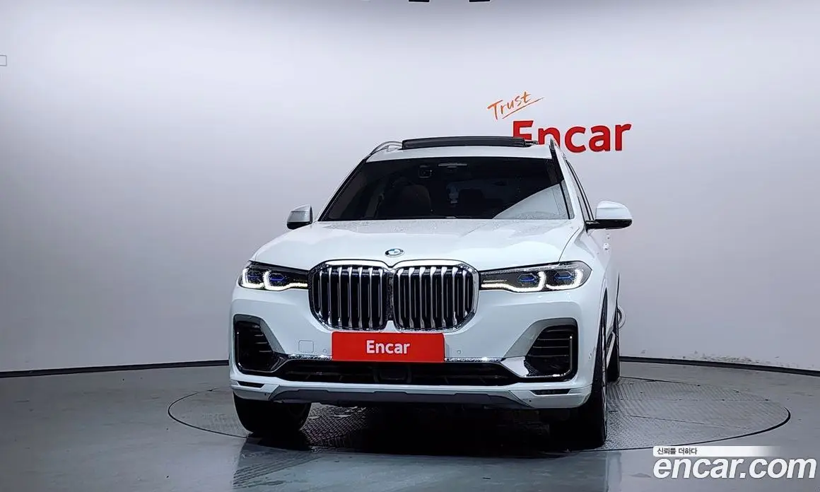 BMW X7 2022 3.0 автомат (гидро), фото 3