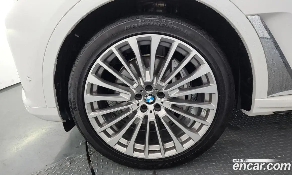 BMW X7 2022 3.0 автомат (гидро), фото 5