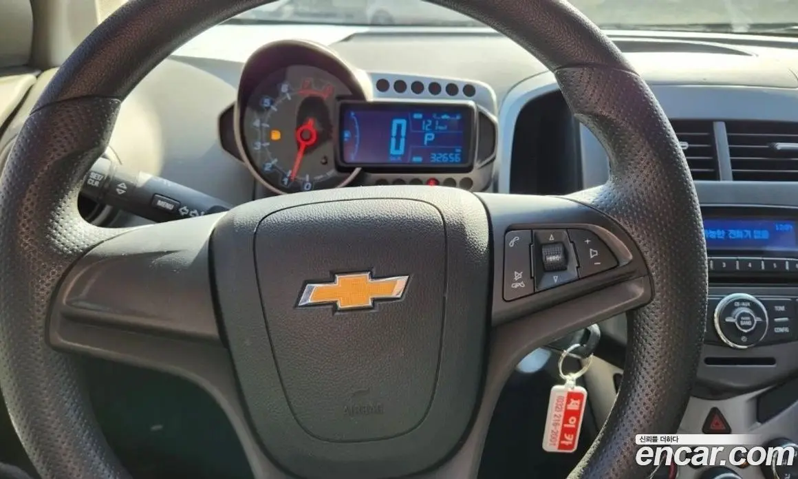 Chevrolet Aveo 2011 1.6 автомат (гидро), фото 11