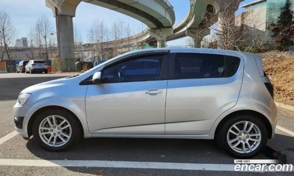 Chevrolet Aveo 2011 1.6 автомат (гидро), фото 5