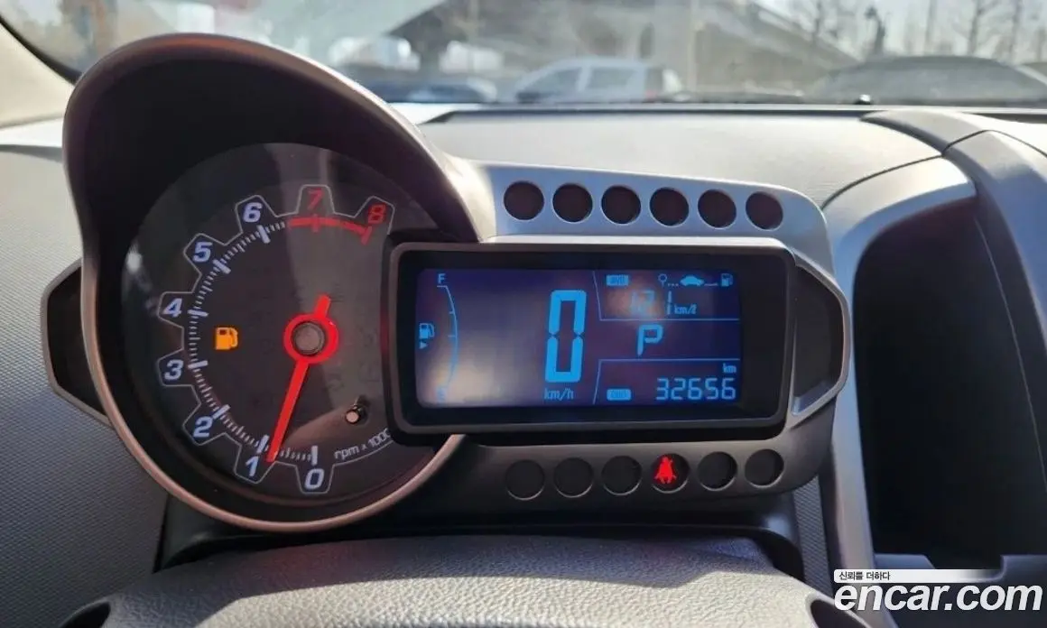 Chevrolet Aveo 2011 1.6 автомат (гидро), фото 6
