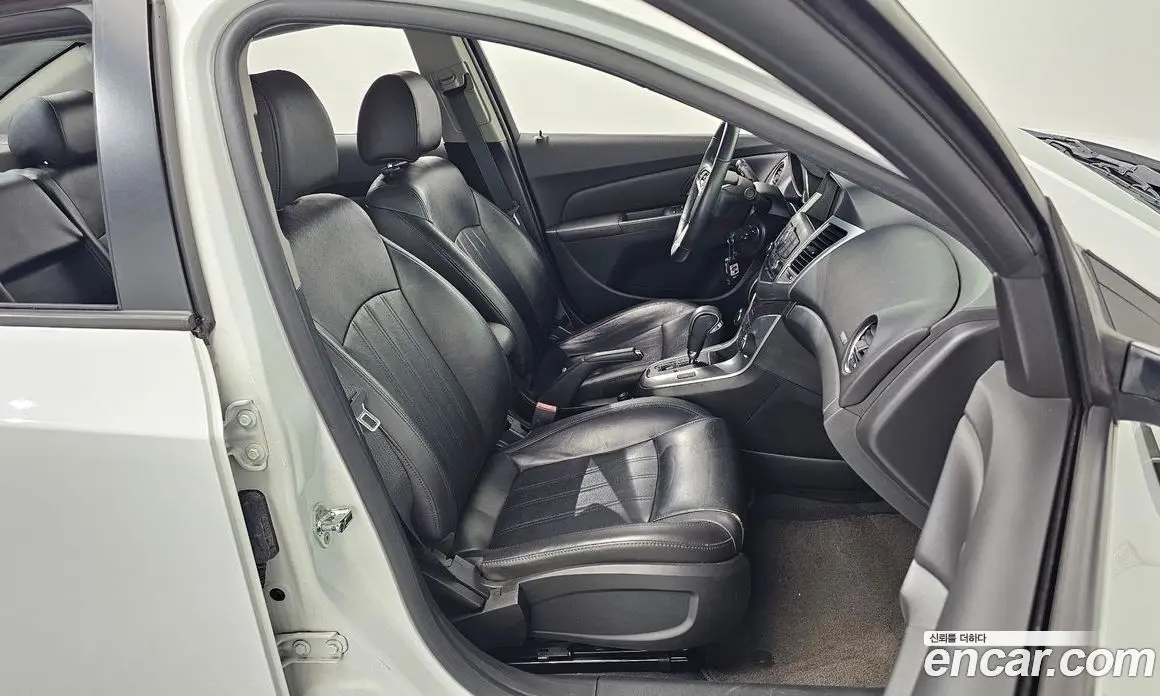 Chevrolet Cruze 2012 1.8 автомат (гидро), фото 13 Chevrolet Cruze 2012 1.8 автомат (гидро), фото 13