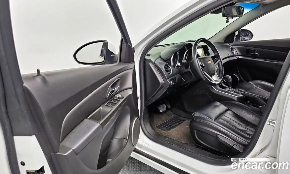Chevrolet Cruze 2012 1.8 автомат (гидро), фото 10 Chevrolet Cruze 2012 1.8 автомат (гидро), фото 10