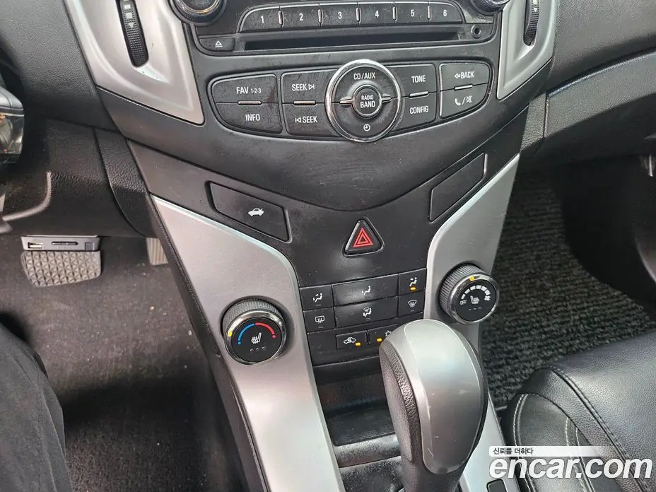 Chevrolet Cruze 2015 1.4 автомат (гидро), фото 12