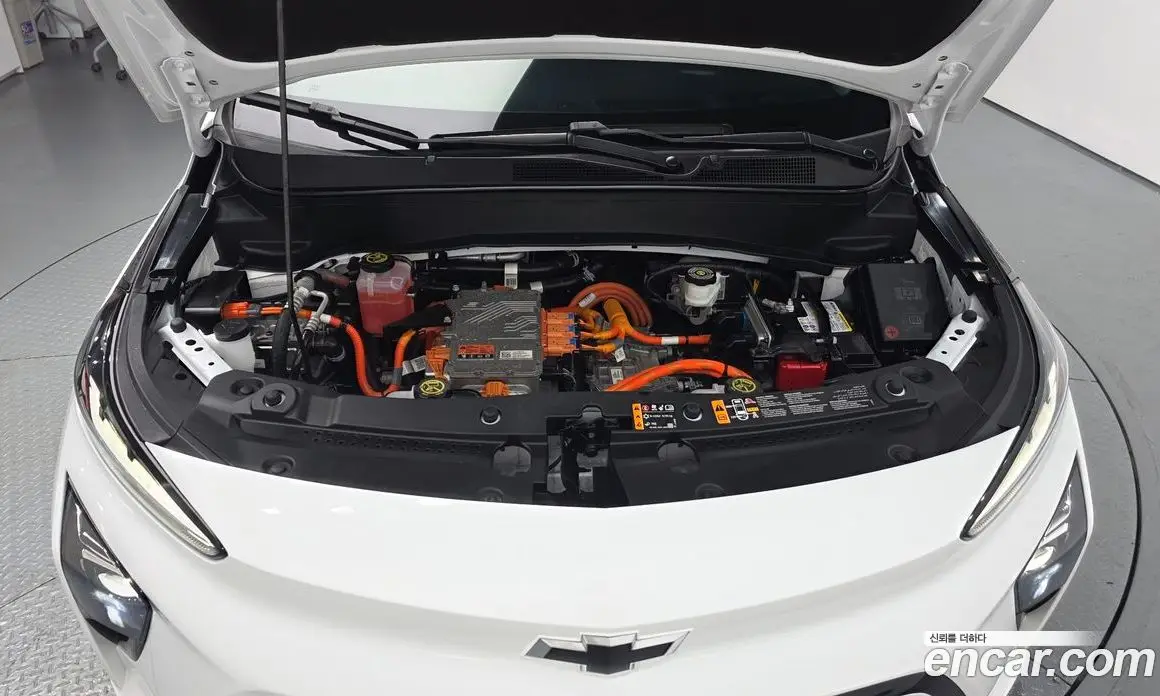Chevrolet 볼트 EUV 2023 0.2 автомат (гидро), фото 6