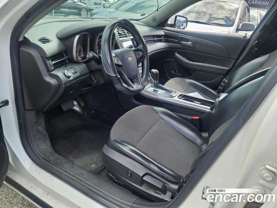 Chevrolet Malibu 2015 2.0 автомат (гидро), фото 4